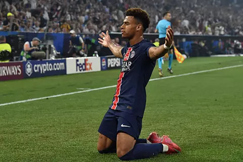 ساهم بـ9 أهداف.. دوي يحصد جائزة أفضل لاعب شاب في دوري أبطال أوروبا